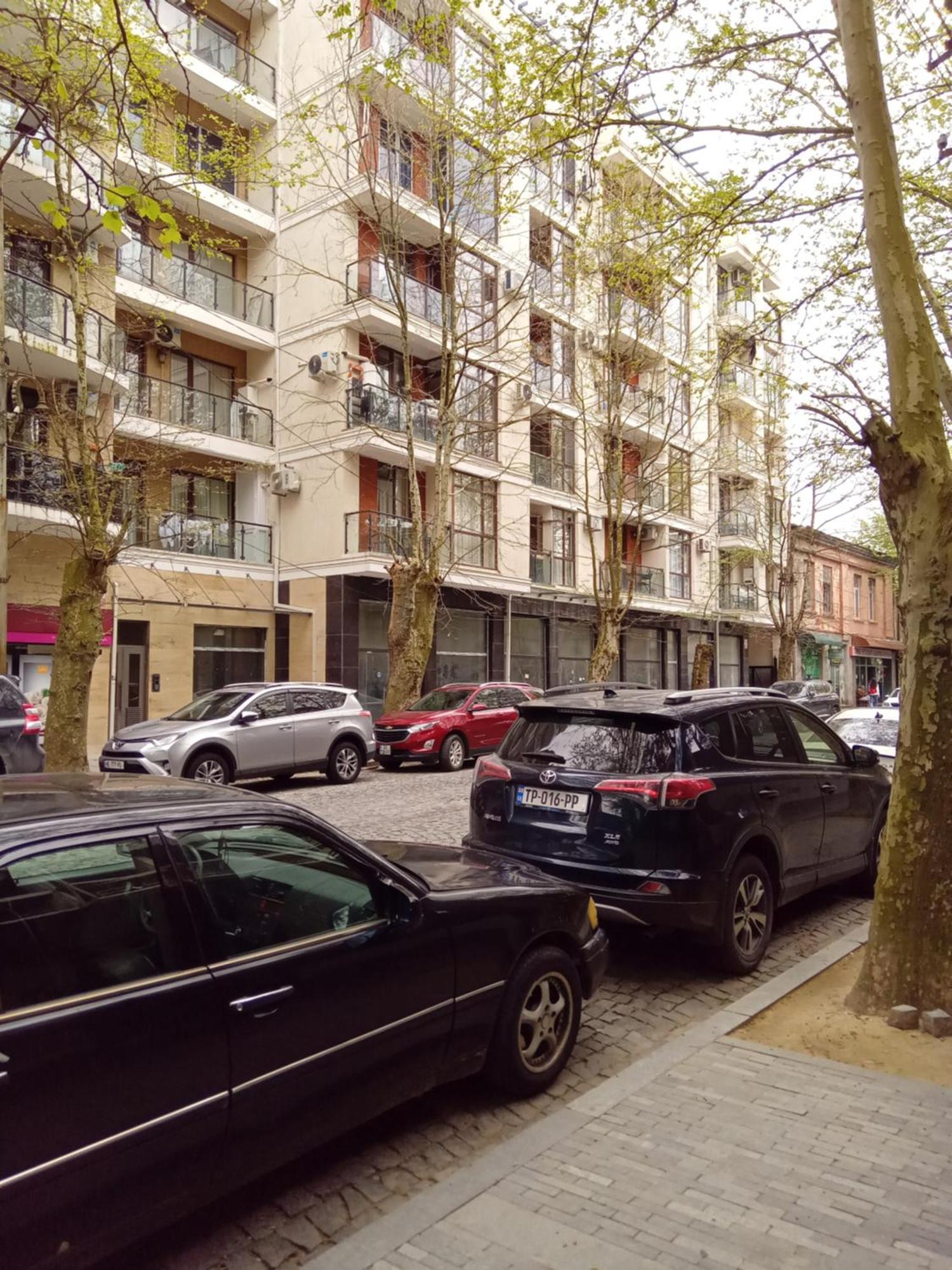 Picasso Apartment Kʼutʼaisi Exterior foto